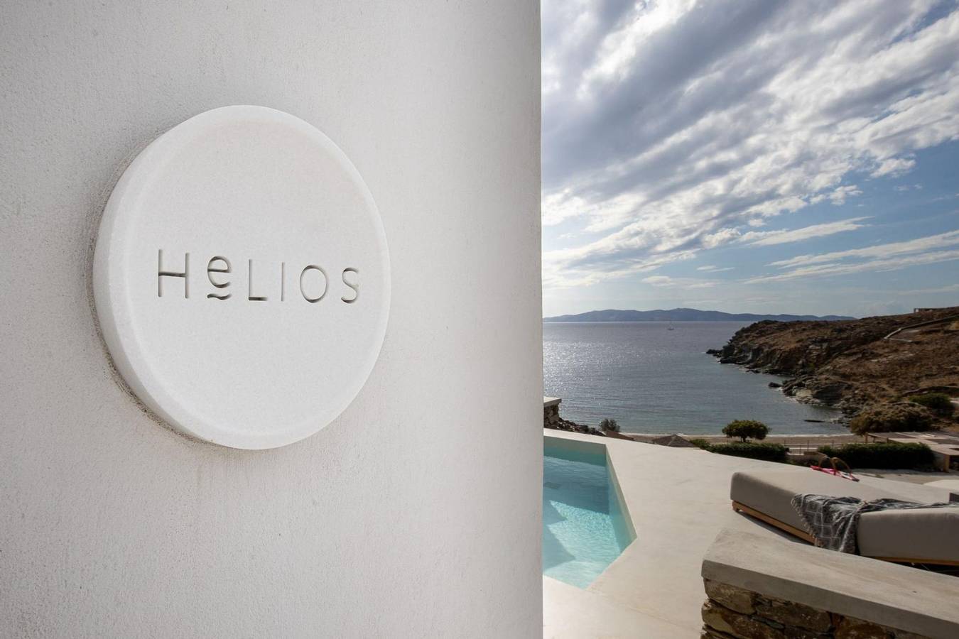 Helios Villa with Private Pool and Sea View 96m² in Tínos