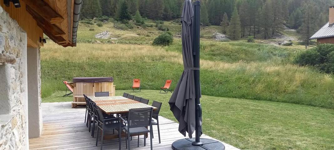 Gîte pour 14 personnes, avec sauna ainsi que jardin et vue à Ceillac - 2