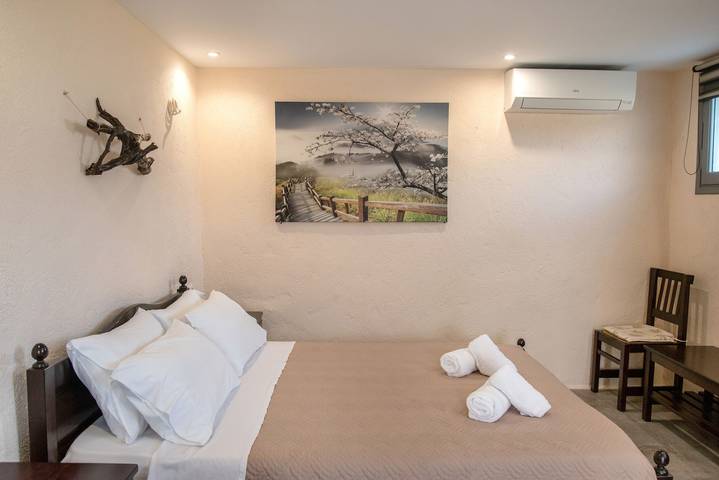 Hel lejlighed, Apartment 'Studios Kapsali 1' with Sea View, Wi-Fi and Air Conditioning in Galini, Naxos (ø)