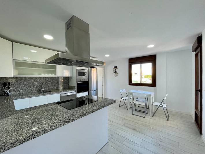 Casa rural para 10 personas, con piscina y jardín en Motril - 4