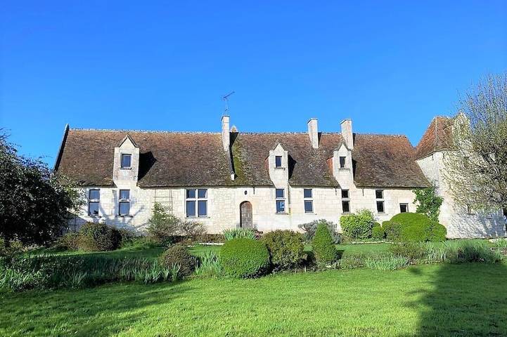 Location de vacances pour 12 personnes, avec jardin à Bournan