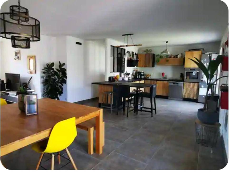 Double Room in Bezouce, Région de Nîmes