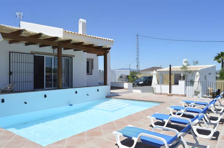 Chalet para 6 personas, con jardín, Se admiten mascotas - 1