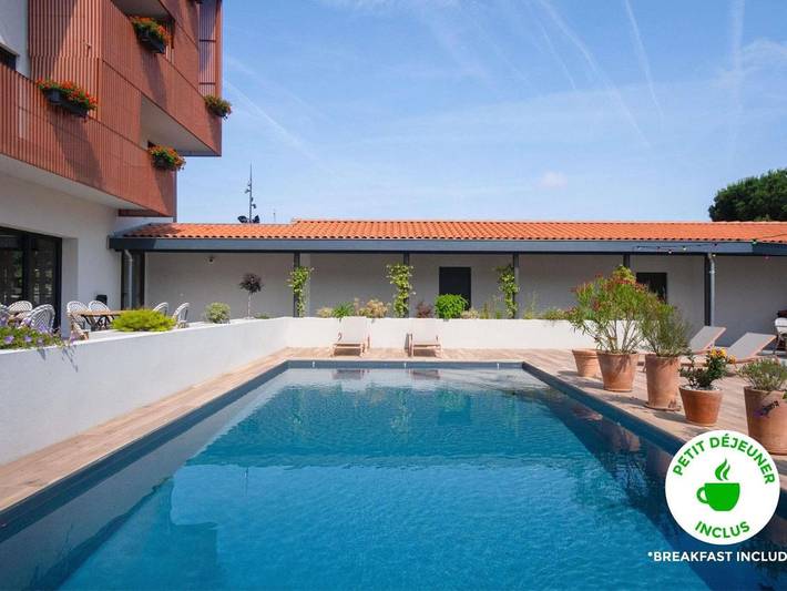 Hôtel pour 2 personnes, avec Terrasse et Piscine