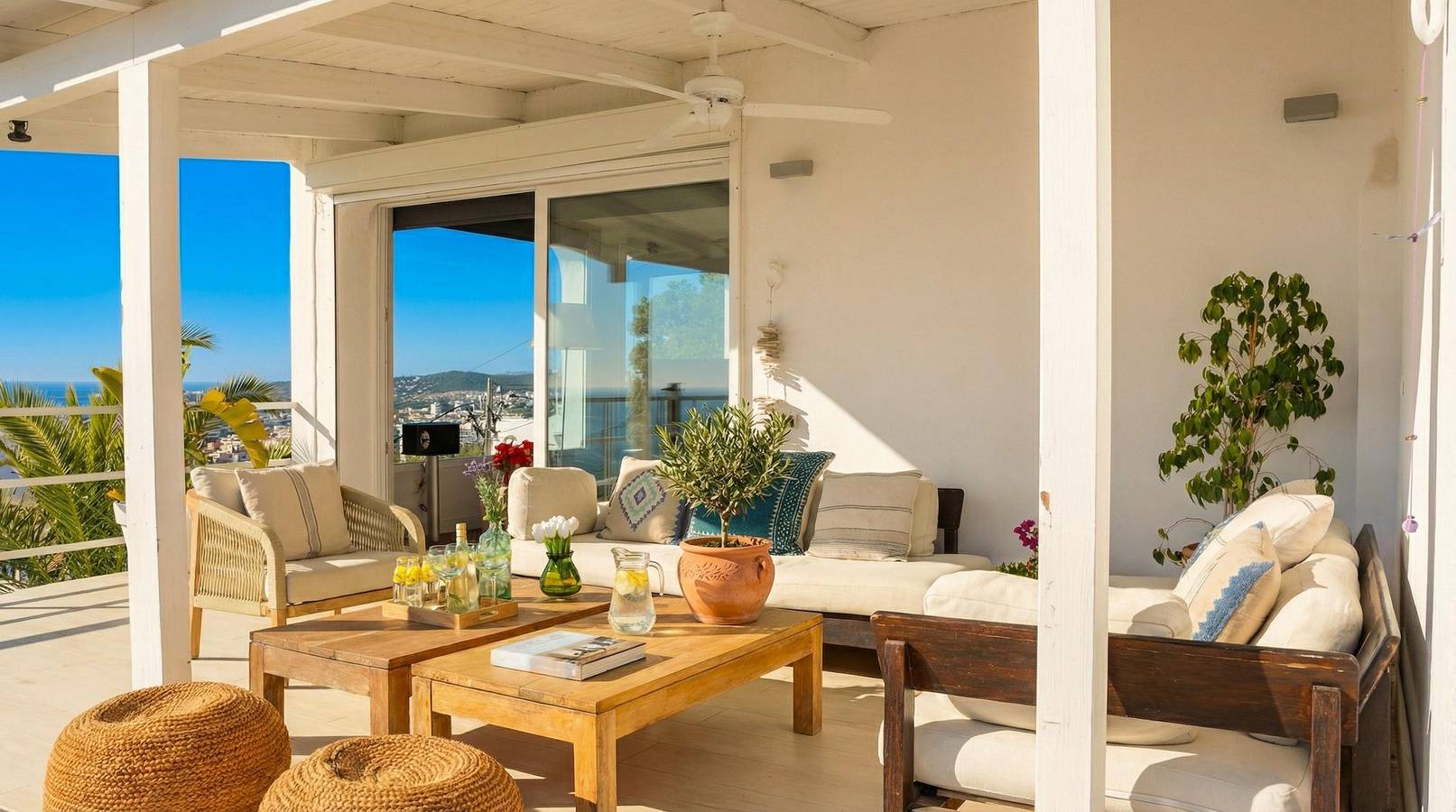 Villa Altavista Amazing View from whole villa 15 minutes walk from beaches   Nice ourtdoor Area   Calm Area in Sitges, Garraf