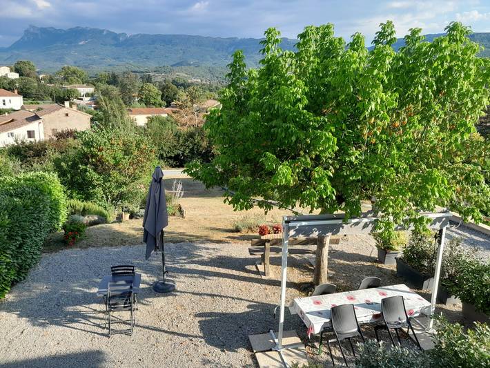 Location de vacances pour 6 personnes, avec jardin et terrasse dans la Drôme - 4