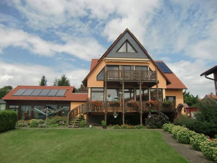 Ferienwohnung für 4 Personen, mit Garten und Pool am Beetzsee