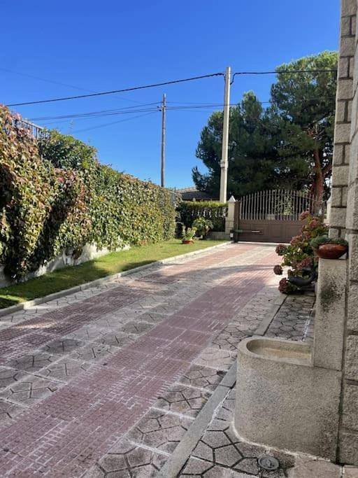 Chalet para 15 personas, con jardín además de jacuzzi y sauna en Valle del Alberche - 4