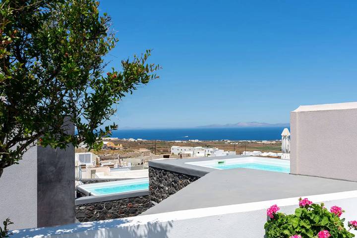 Luxury Santorini Villa | Superior Villa | Private Heated Plunge Pool | Sea View in Finikia, Santorini