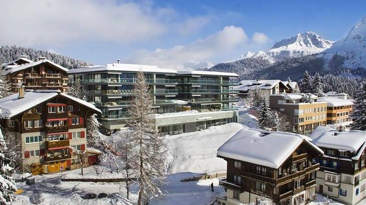 Entire holiday apartment, Holiday apartment for 6 people with view in Arosa, Plessur Alps