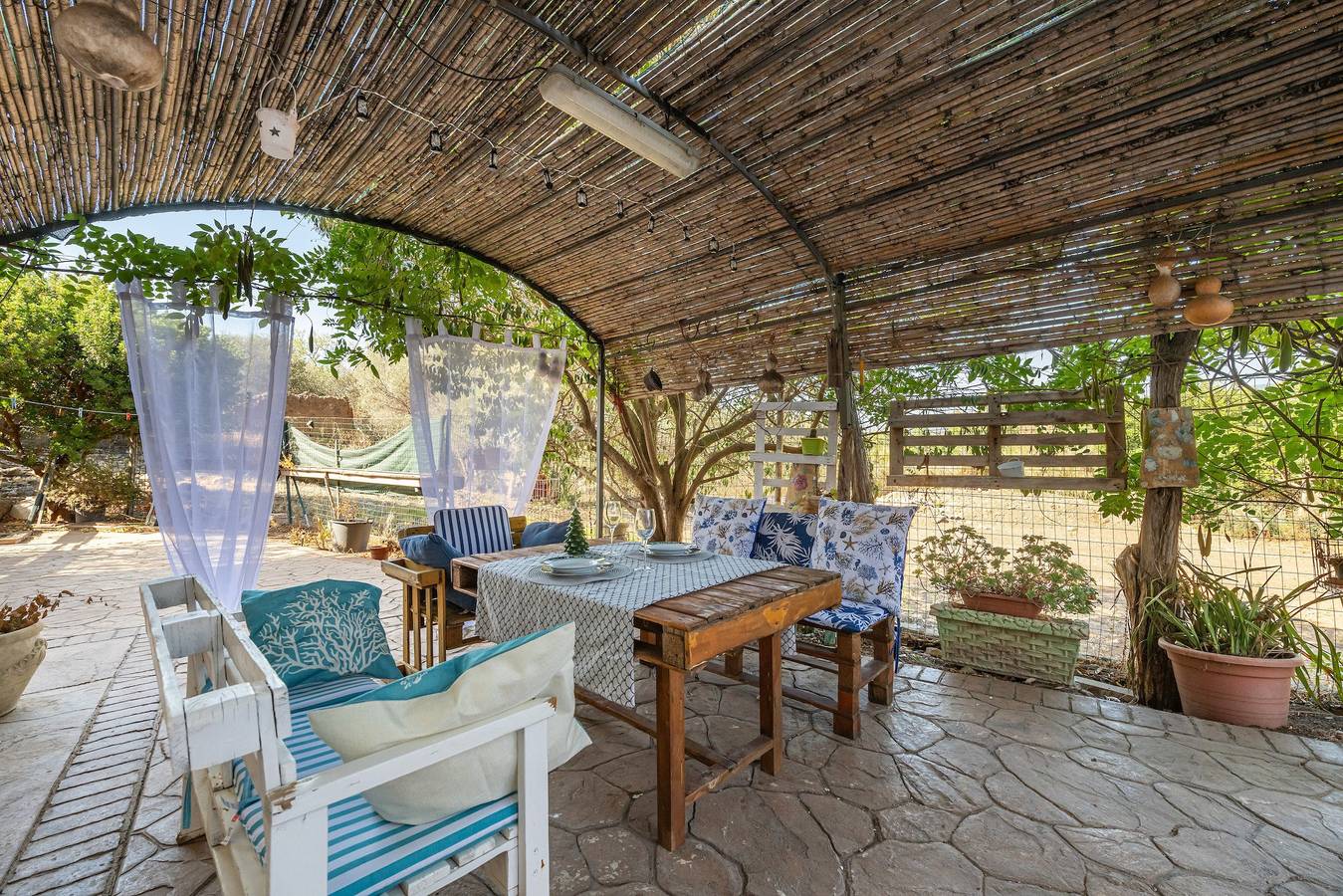 Holiday Home 'Casa Francesca' with Mountain View, Wi-Fi and Air Conditioning in Villa San Pietro, Cagliari-provinsen