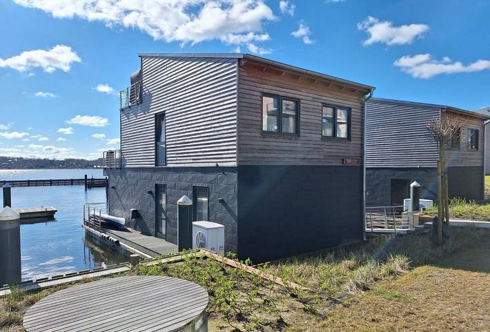 Ferienhaus mit Meerblick für 5 Personen, mit Ausblick und Terrasse