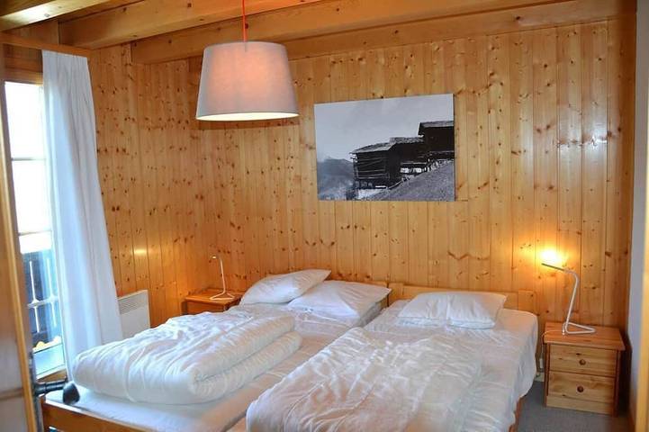 Gîte pour 8 personnes, avec jardin dans Saint Luc - 2