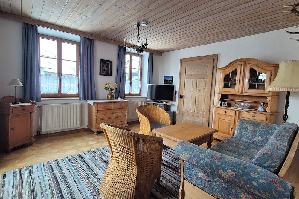 Ganze Wohnung, Ferienwohnungen Kirner in Murnau am Staffelsee, Das Blaue Land
