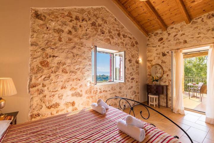 Villa pour 6 personnes, avec jardin ainsi que vue et piscine, animaux acceptés dans Skala - 4