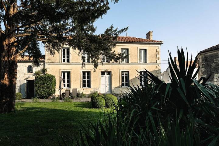 Maison d’hôte pour 2 personnes, avec Terrasse ainsi que Jardin et Vue