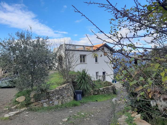 Villa con piscina per 4 persone, con giardino e terrazza in Liguria