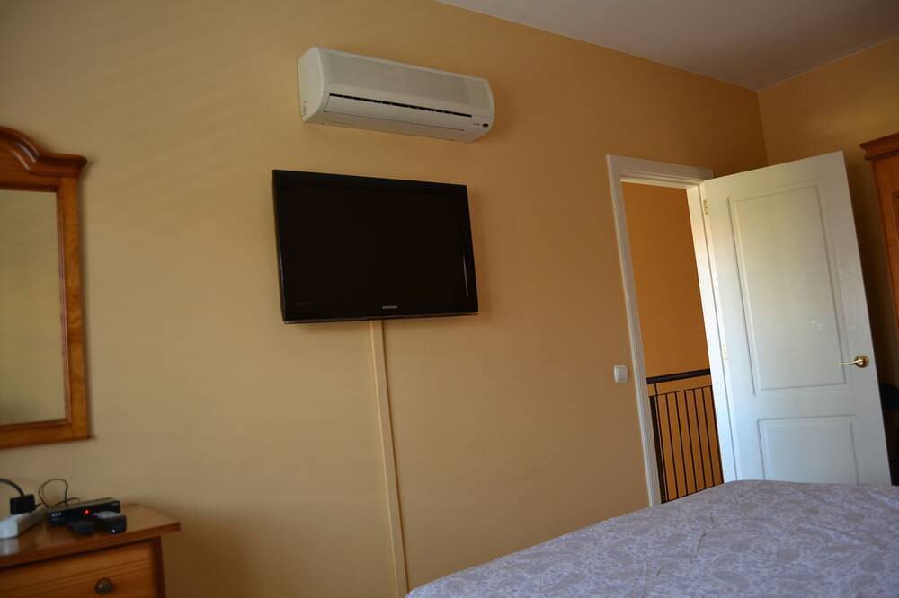Nice duplex, comfortable, and located in quiet area in Maspalomas, San Bartolomé de Tirajana