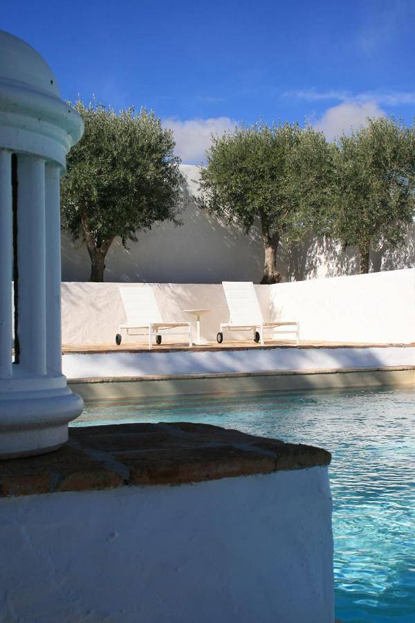 Casa de férias para 2 pessoas, com piscina e vista e ainda jardim em Aljustrel