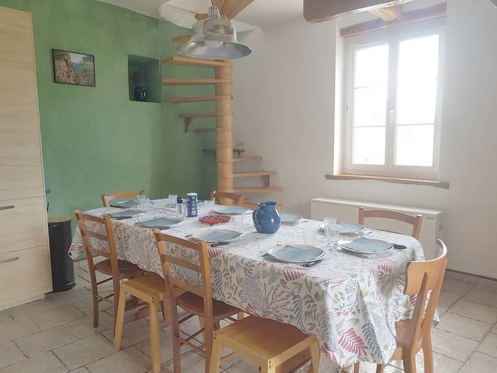 Gîte pour 10 personnes, avec terrasse et jardin, animaux acceptés à Orpierre - 4