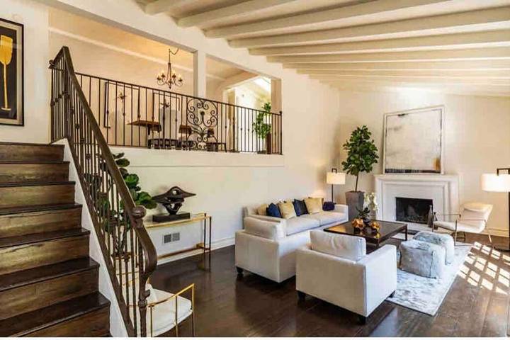 Villa voor 6 personen, with uitzicht and balkon as well as tuin in Los Angeles