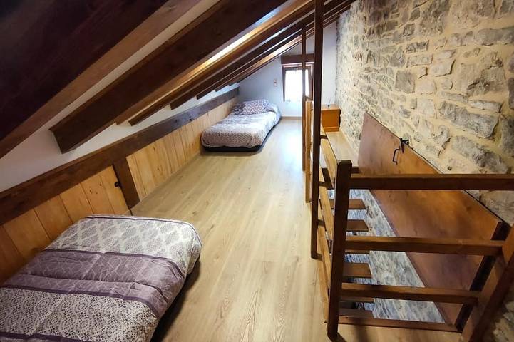 Appartement entier, Appartement  2 chambres proche ski Panticosa Formigal Pyrénées Aragon in Sabiñánigo, Pyrénées Aragonaises