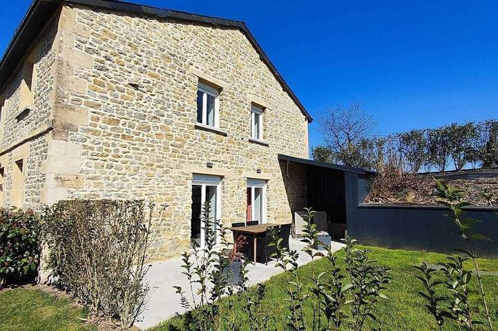 Location de vacances pour 4 personnes, avec Jardin dans Damouzy