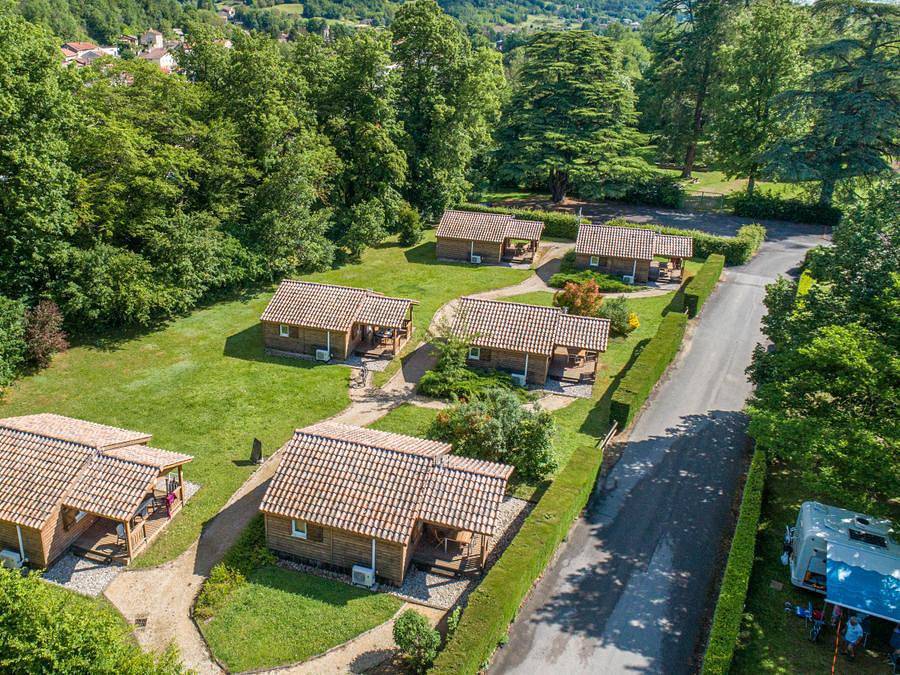 Camping Le Château - Mobilheim 4 personen - Mobilheim Confort 27m² 2 Zimmer + überdachte Terrasse + Klimaanlage + Tv 4 Pers. in Hauterives, Valence und Umgebung