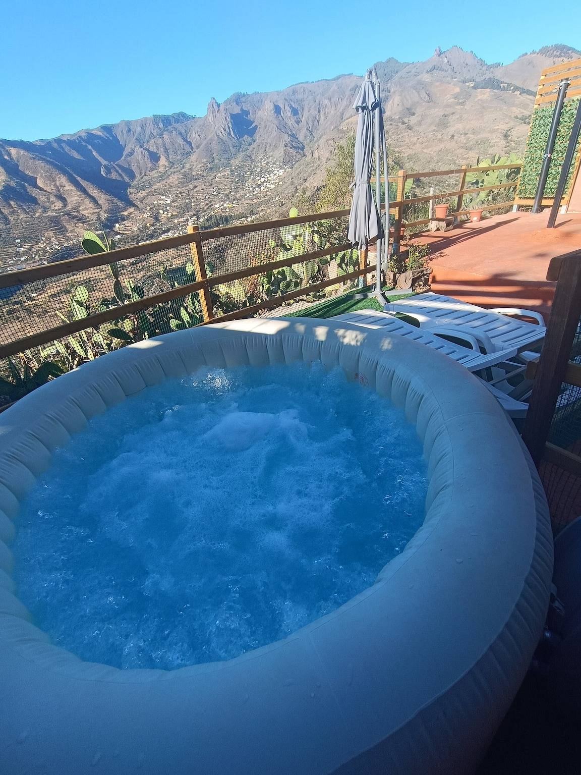 Holiday Home "Ca' Navarro" with Sea Views, Terraces and Wi-Fi in El Montañon, Valsequillo de Gran Canaria