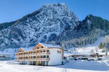 Hütte für 8 Personen in Brand, Brandnertal, Bild 1