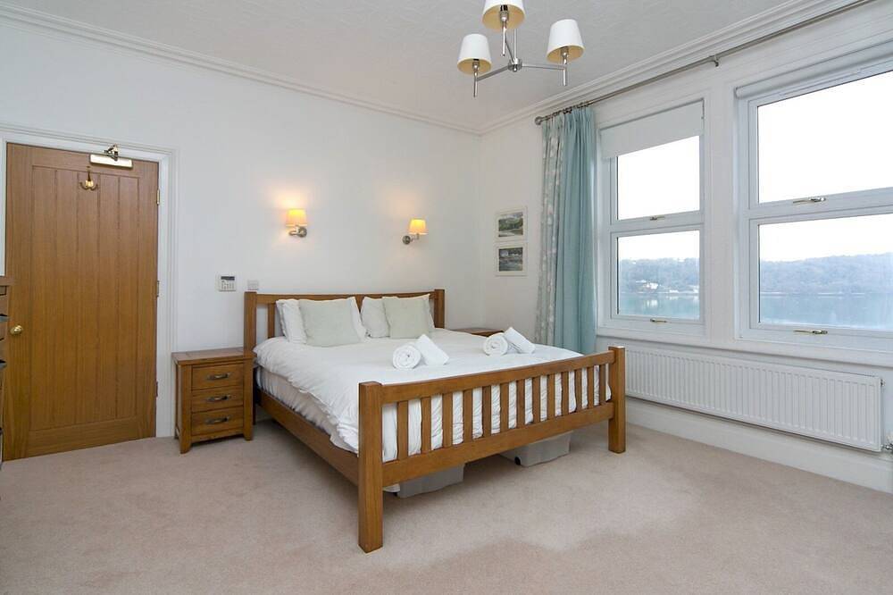 Pass the Keys | Bryn Ogwen Lovely Coastal Property in Bangor in Bangor, Snowdonia