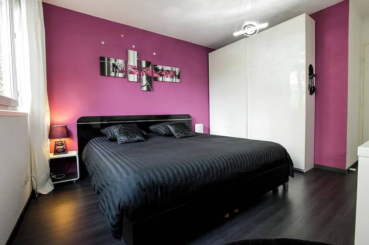 Apartamento entero, ★ Le Célestay ★ 90 m² con balcón y estacionamiento - Al pie del tranvía - Centro Lyon ❤️ in Villeurbanne, Lyon region