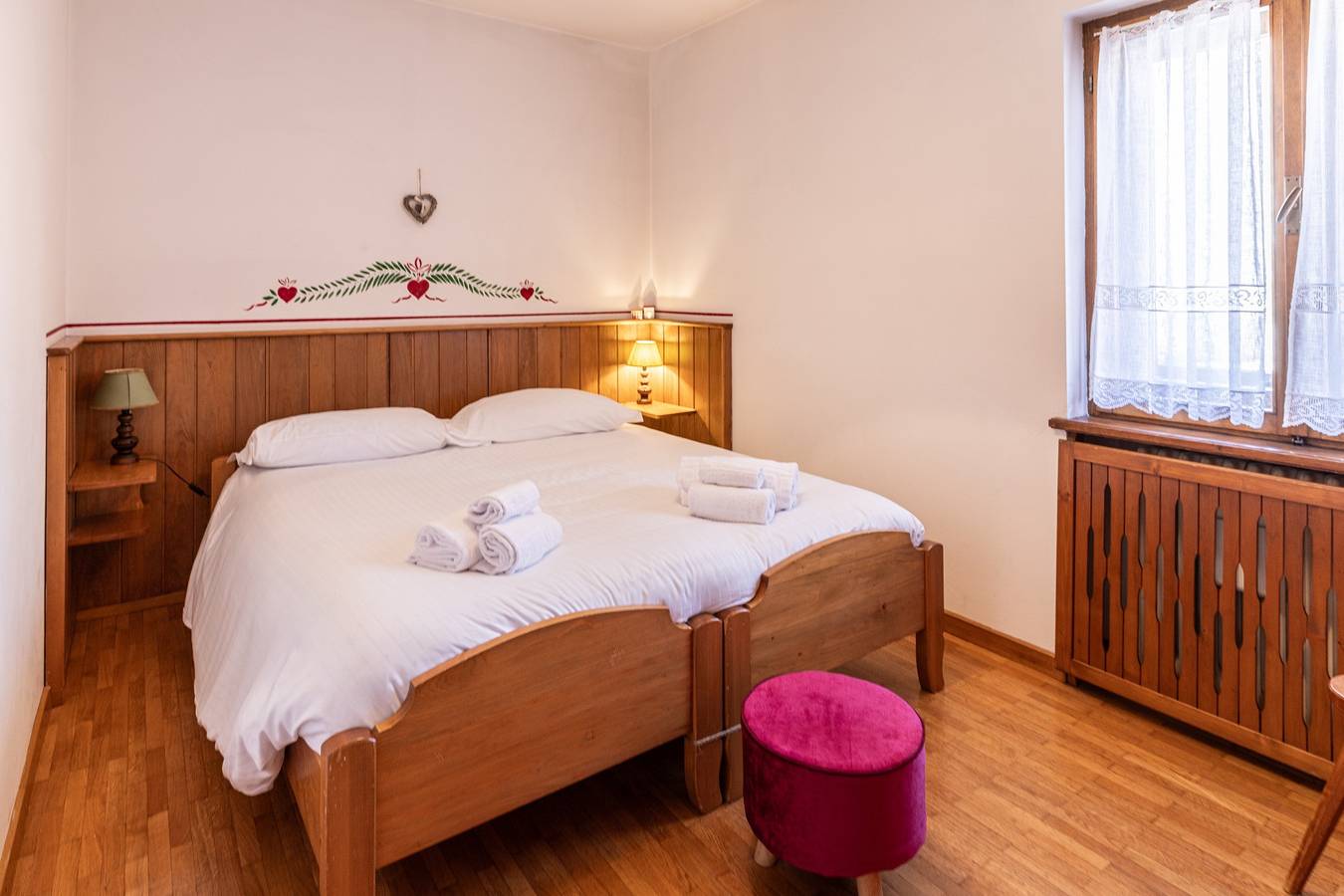 Entire apartment, Casa Amalia, con terrazzapanoramica in Cortina d'Ampezzo, Dolomiti Superski
