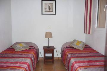 Appartement De Vacances pour 4 Personnes dans Martigues, Région d'Istres, Photo 2