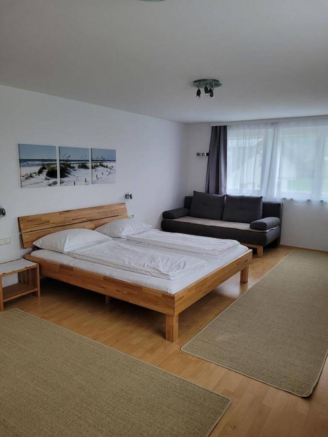 Single Room with Bathroom in Hörbranz, Bodensee-Vorarlberg