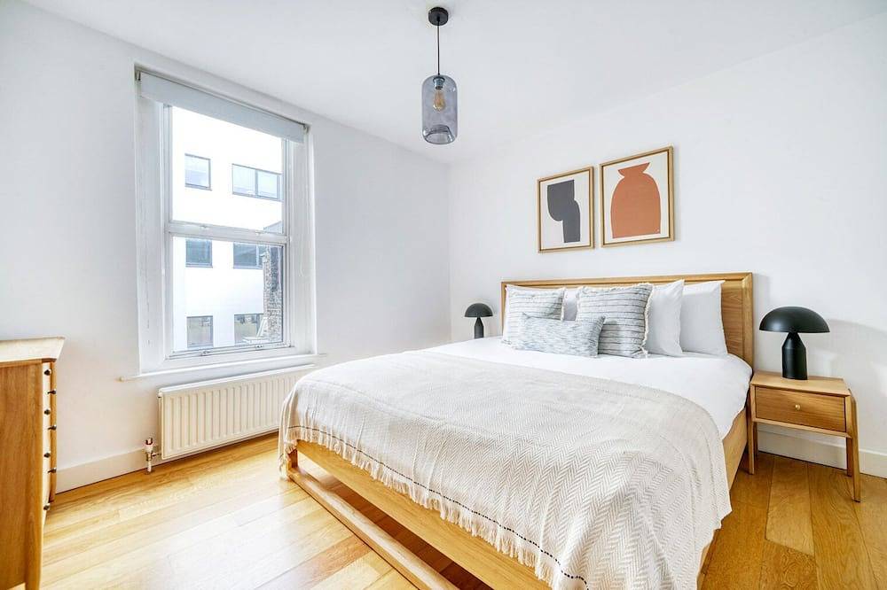 Apartamento entero, Fitzrovia 2Br on Tottenham Crt Rd, nr. Oxford Str. Shops, by Blueground in Camden, Londres
