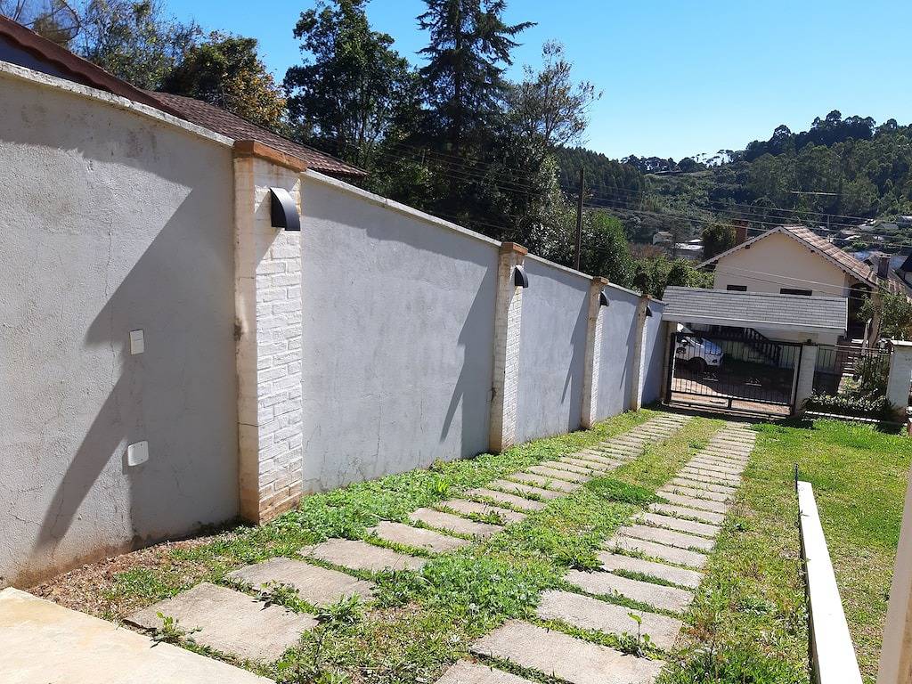 Magnificent House 1 Km from the center: Suite + hydro in Monte Verde, Minas Gerais