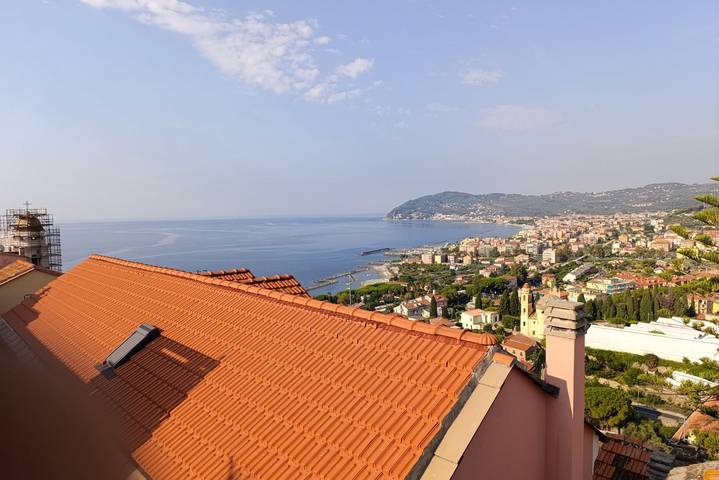 B&b per 5 persone, con balcone/terrazza a Cervo (Borgo)