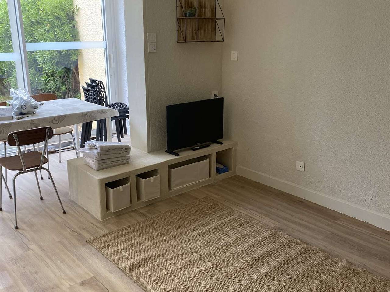 Appartement entier, Charmant T2 avec Jardinet, Parking Privé, à 150m de la Plage – Sud, 4 Pers. in Valras-Plage, Côte méditerranéenne (France)