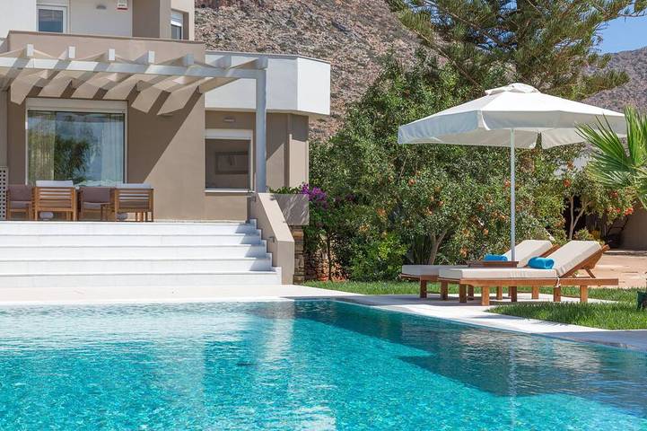 Ferienhaus für 10 Personen, mit Pool und Whirlpool