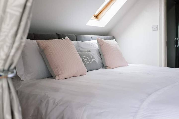 Glamping for 4 people, with terrace and garden in County Down