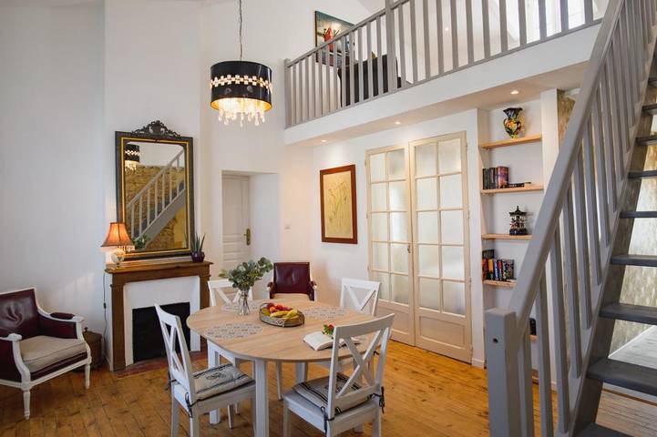 Location de vacances pour 4 personnes, avec piscine ainsi que jardin et vue à Lalinde - 4