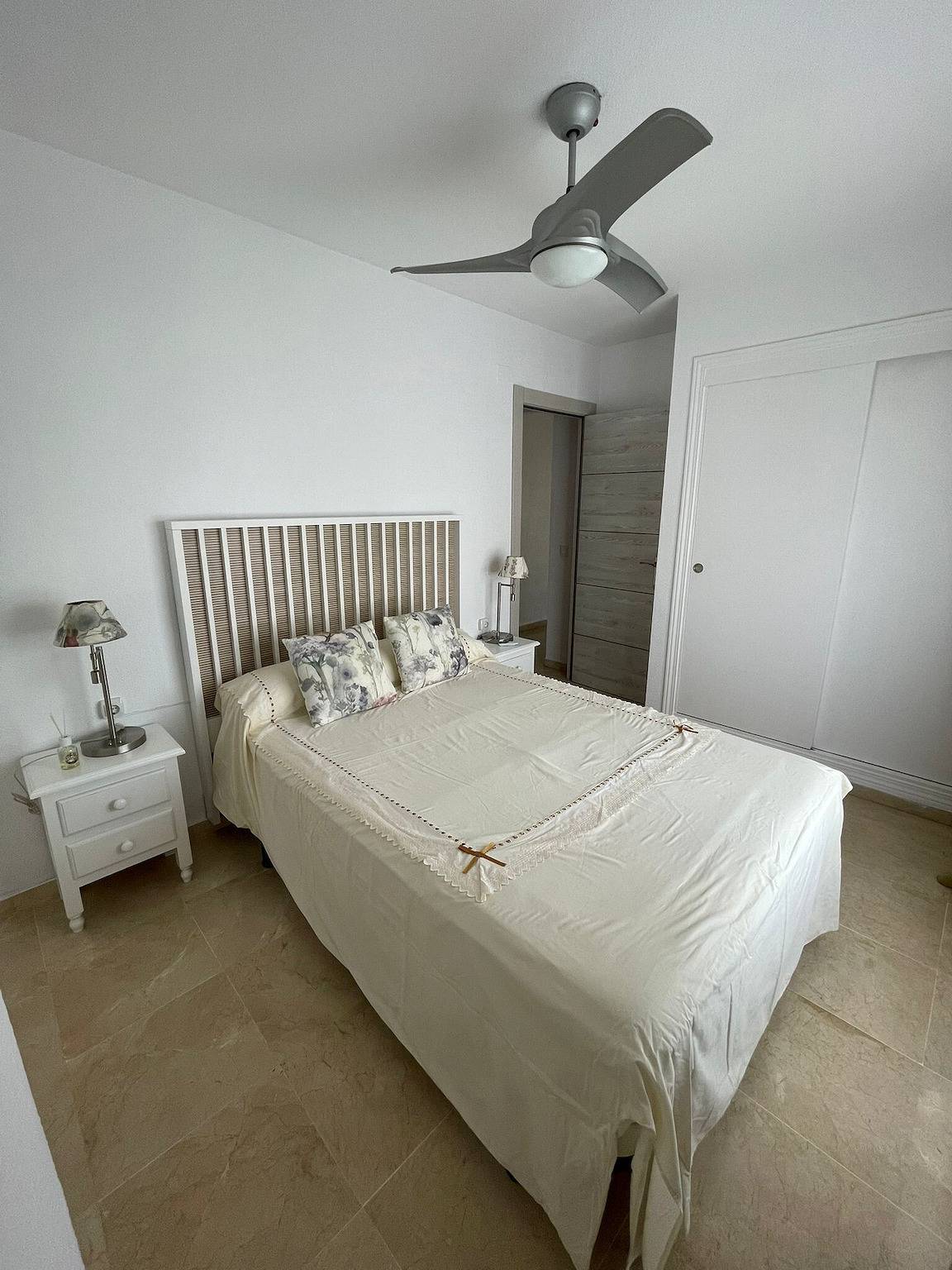 Ganze Wohnung, Apartment 'El Portil Pinares' mit Gemeinschaftspool, privater Terrasse und Wlan in Playa Nueva Umbría, El Portil