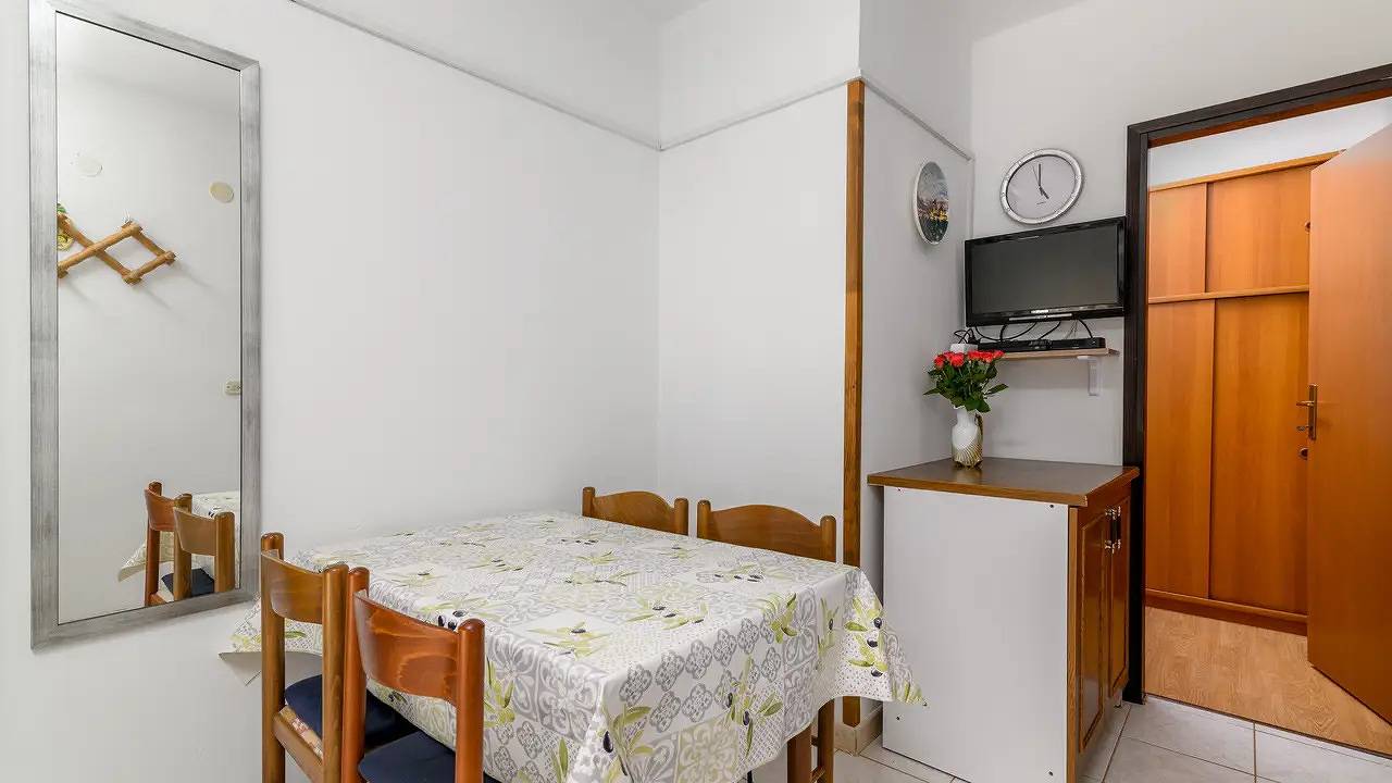Ganze Ferienwohnung, Ferienwohnung für 5 Personen (37 m²) in Banjole in Beach Centinera, Banjole
