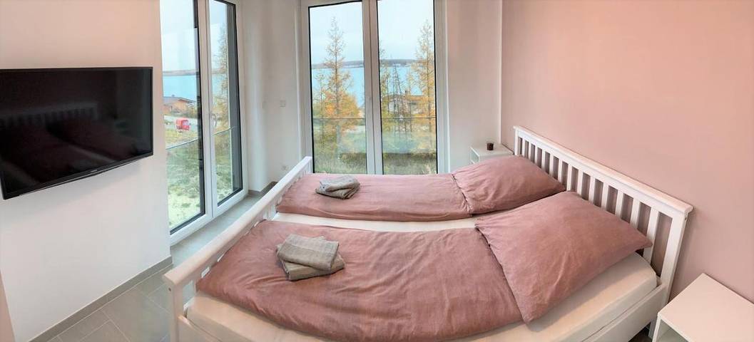 Ferienhaus für 6 Personen, mit Sauna und Seeblick sowie Ausblick und Garten in Sachsen - 2