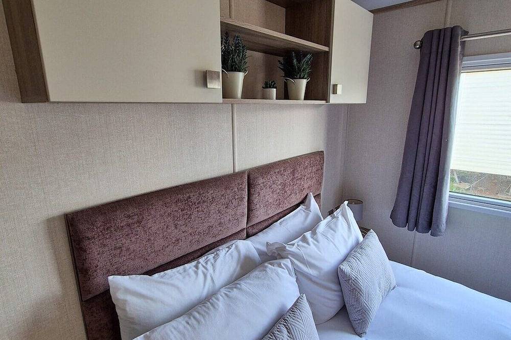 Birchington Vale - 2 Bedroom Sleeps 6 in Kent