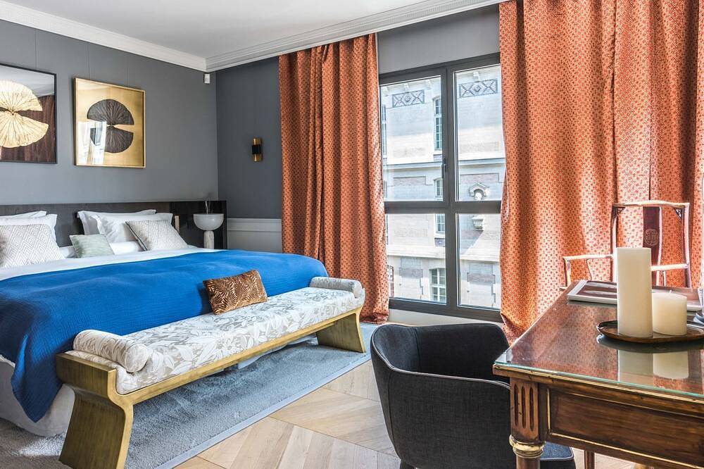 Maison Montespan by Fantasia Villas in Eiffelturm, Paris