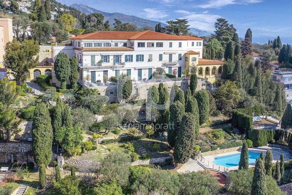 Appartement De Vacances pour 4 Personnes dans Roquebrune-Cap-Martin, Région de Nice