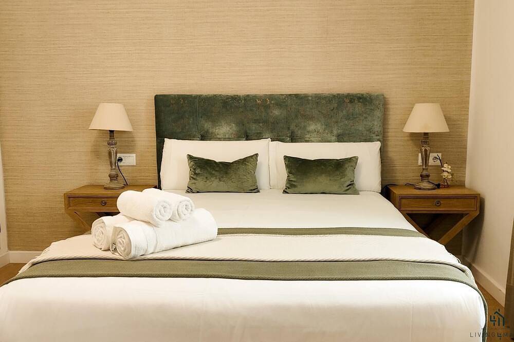 Entire apartment, New Marina Square Living4malaga in Malaga Centro Historico, Malaga