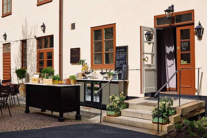 Hotel para 2 personas, con jardín - 1